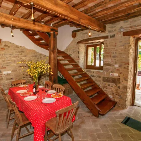 펜션 In Umbria With Pool *