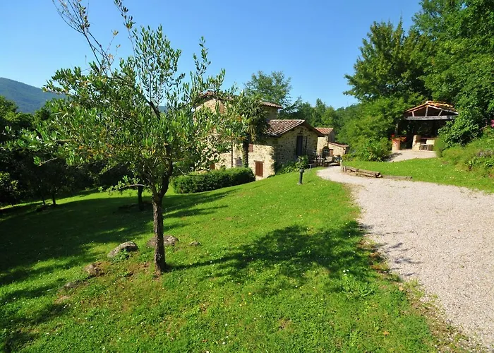 度假居 In Umbria With Pool *